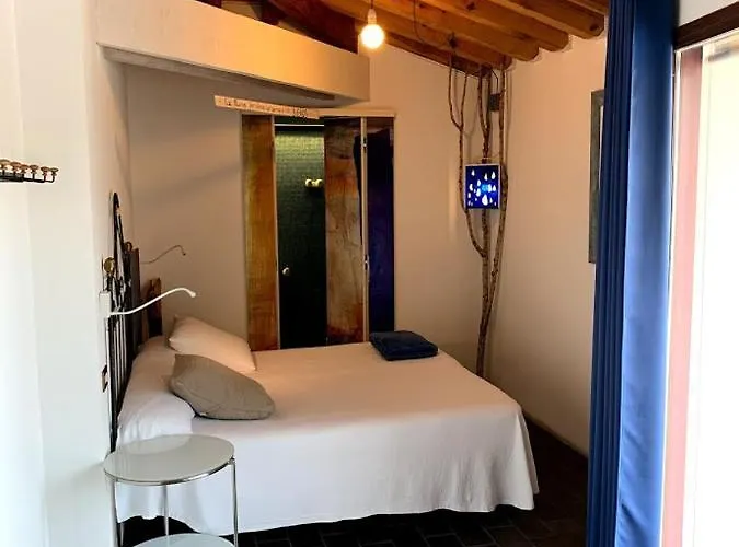 호텔 Casa Fumanal 3*