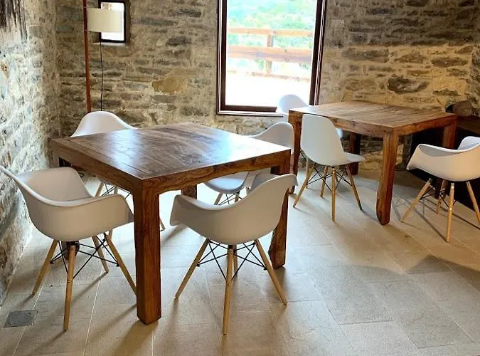 호텔 Casa Fumanal 3*